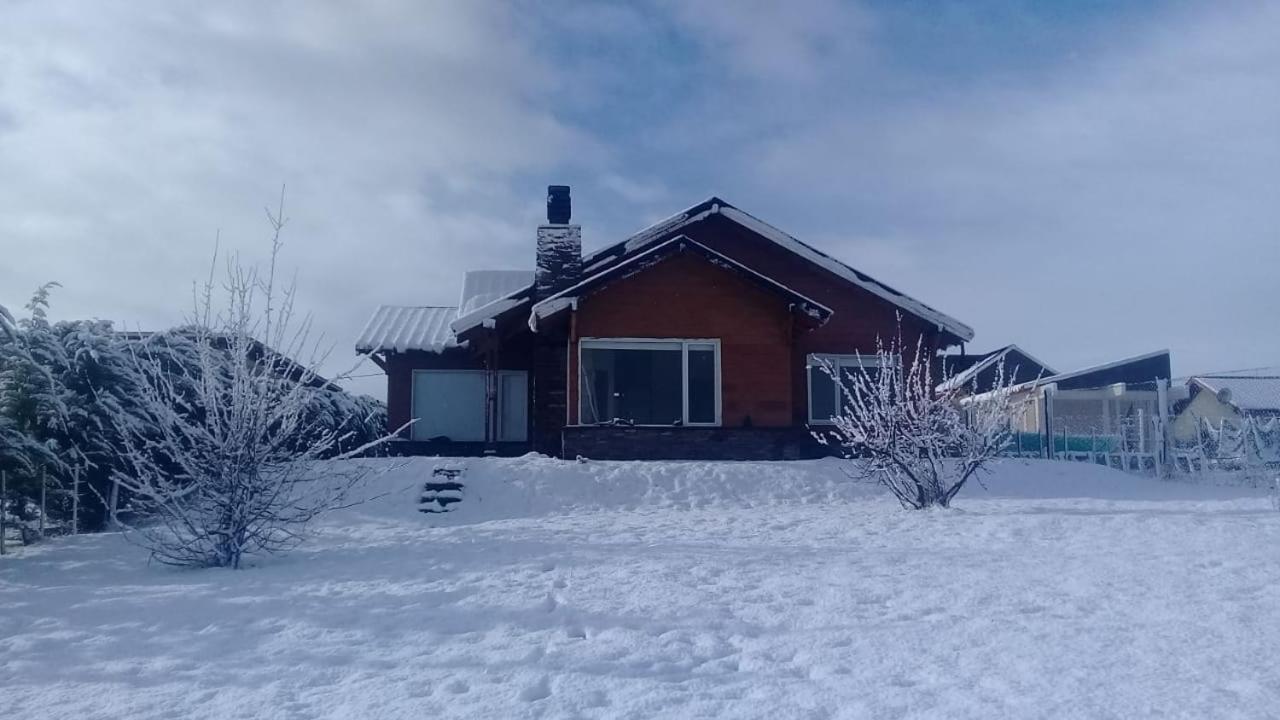 Trevelín Mi Casita En La Lomaヴィラ エクステリア 写真